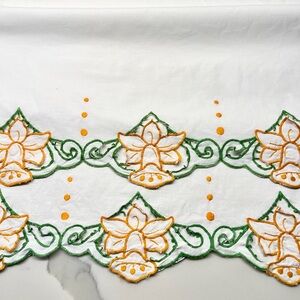 VINTAGE Embroidered pillow case set 2  GreenOrange/gold cut out crochet NICE!